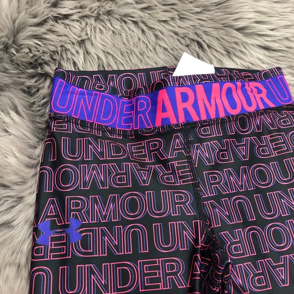 Under Armour | Girls Legging Capris | Size Medium - Picture 2 of 3
